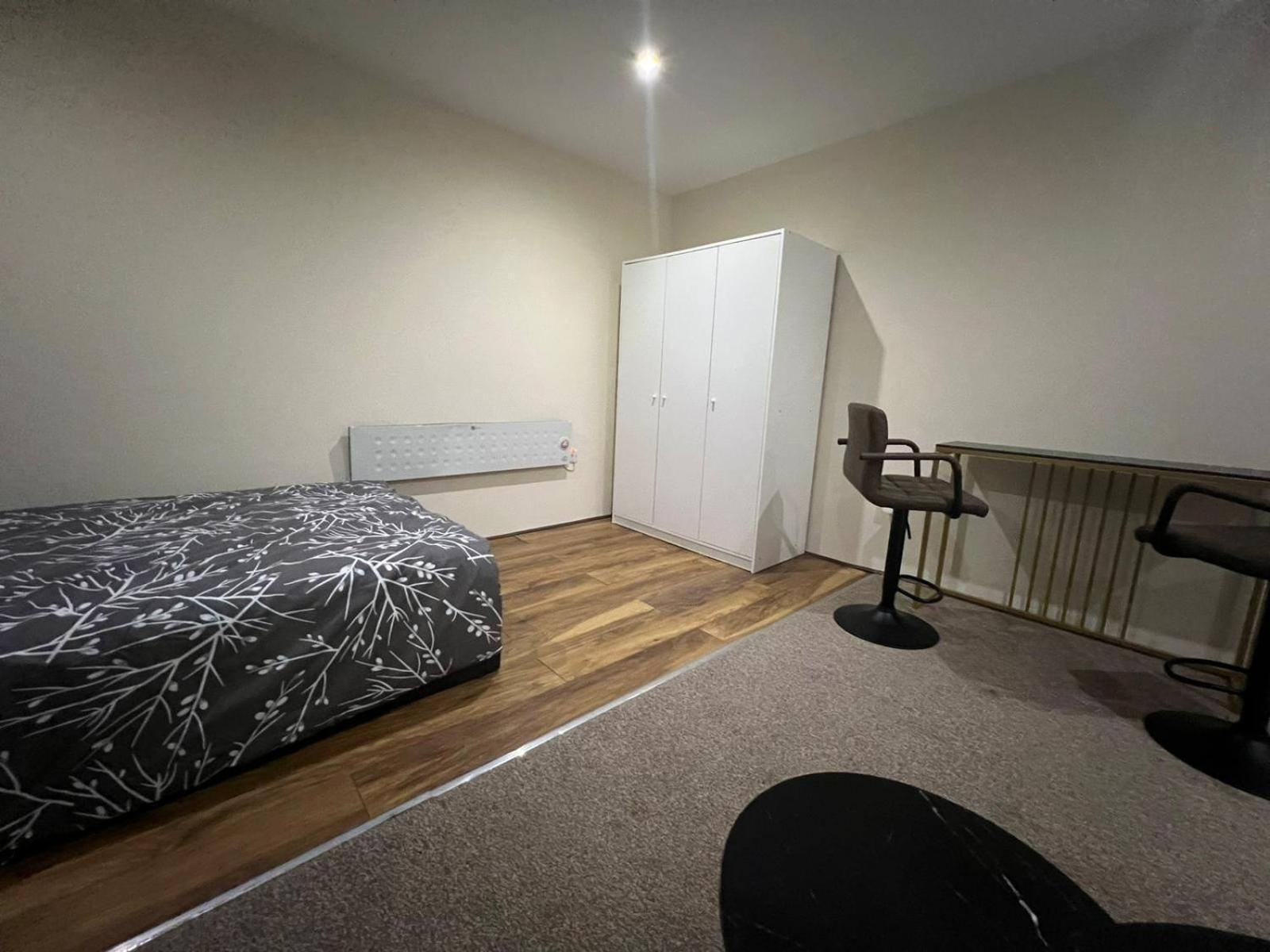 Modern Studio In Rayners Lane Pinner Harrow Near Wembley Greater London Dış mekan fotoğraf